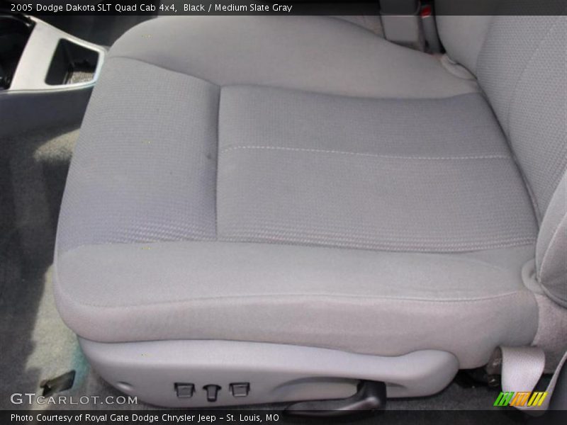 Black / Medium Slate Gray 2005 Dodge Dakota SLT Quad Cab 4x4