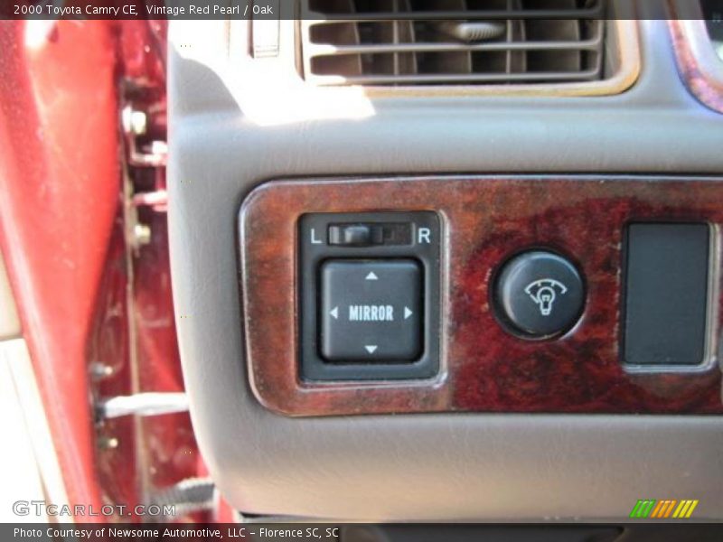 Vintage Red Pearl / Oak 2000 Toyota Camry CE