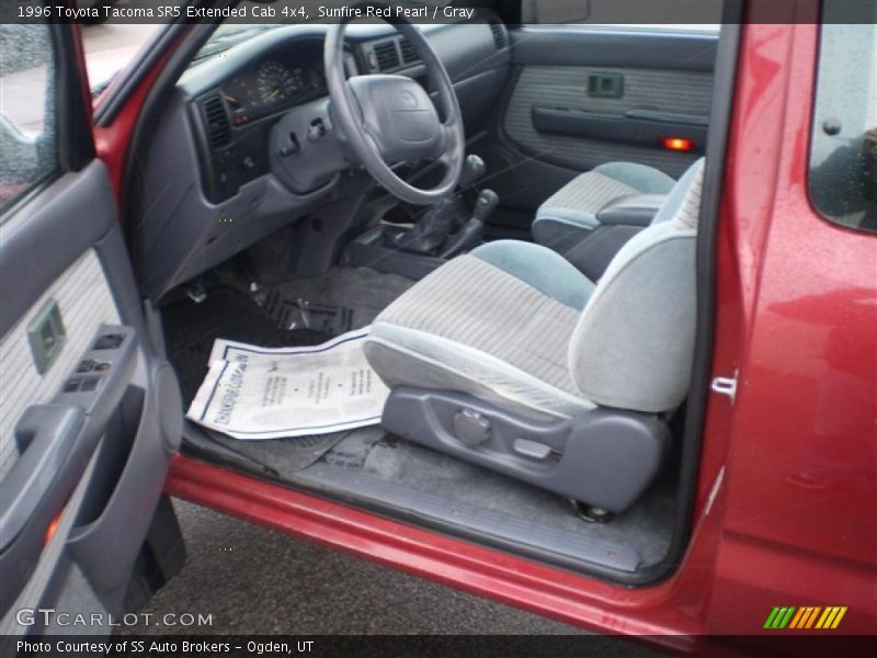 Sunfire Red Pearl / Gray 1996 Toyota Tacoma SR5 Extended Cab 4x4