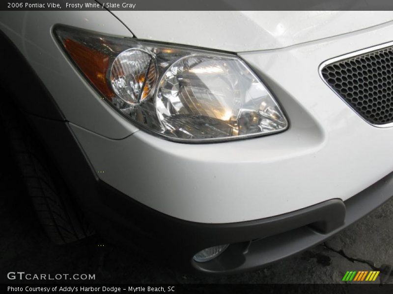 Frosty White / Slate Gray 2006 Pontiac Vibe
