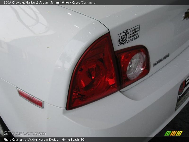 Summit White / Cocoa/Cashmere 2009 Chevrolet Malibu LS Sedan