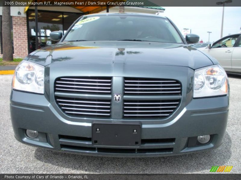 Magnesium Pearl / Dark Slate Gray/Light Graystone 2005 Dodge Magnum R/T