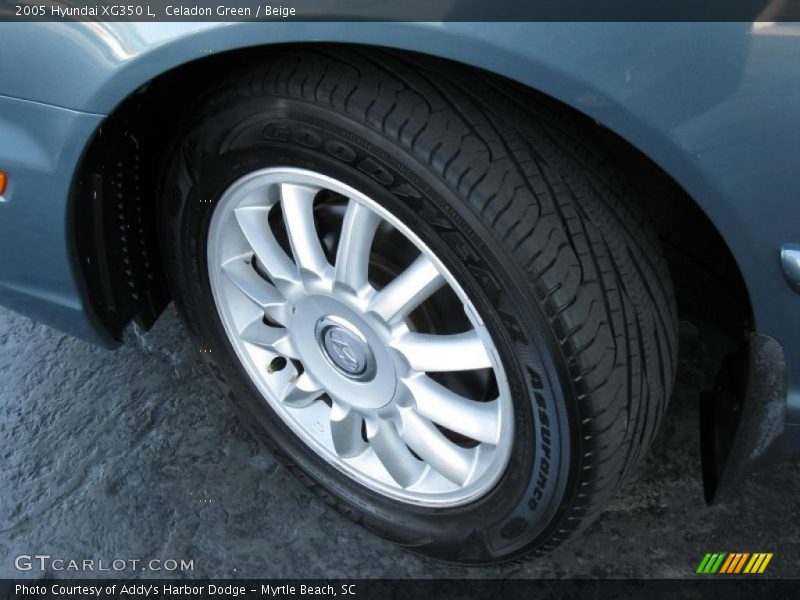 Celadon Green / Beige 2005 Hyundai XG350 L