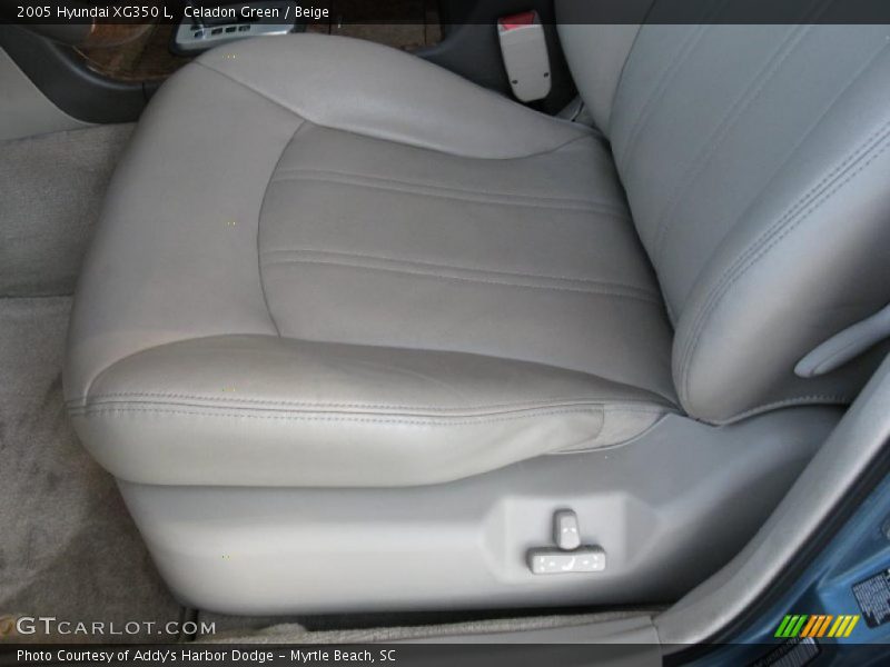 Celadon Green / Beige 2005 Hyundai XG350 L