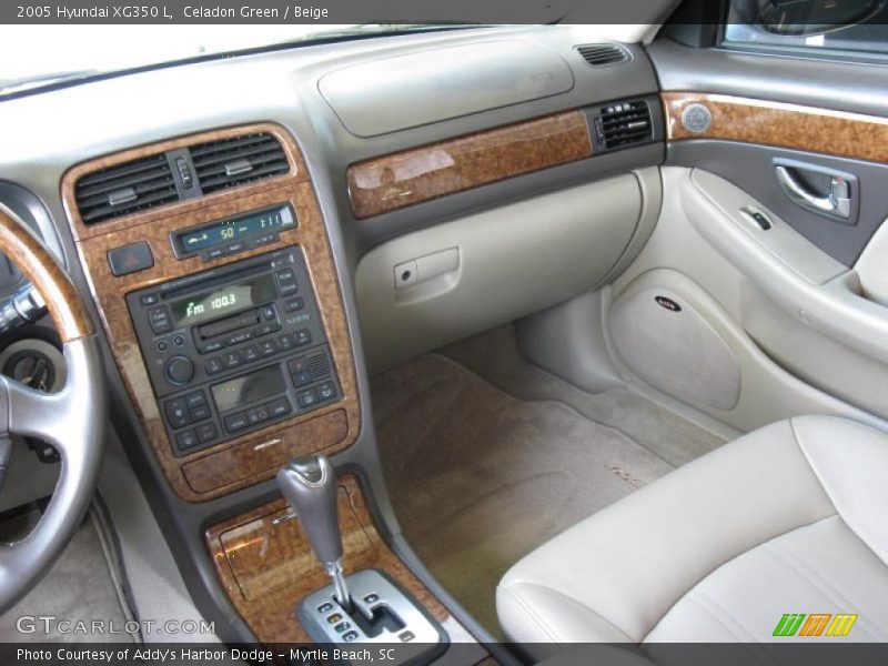 Celadon Green / Beige 2005 Hyundai XG350 L