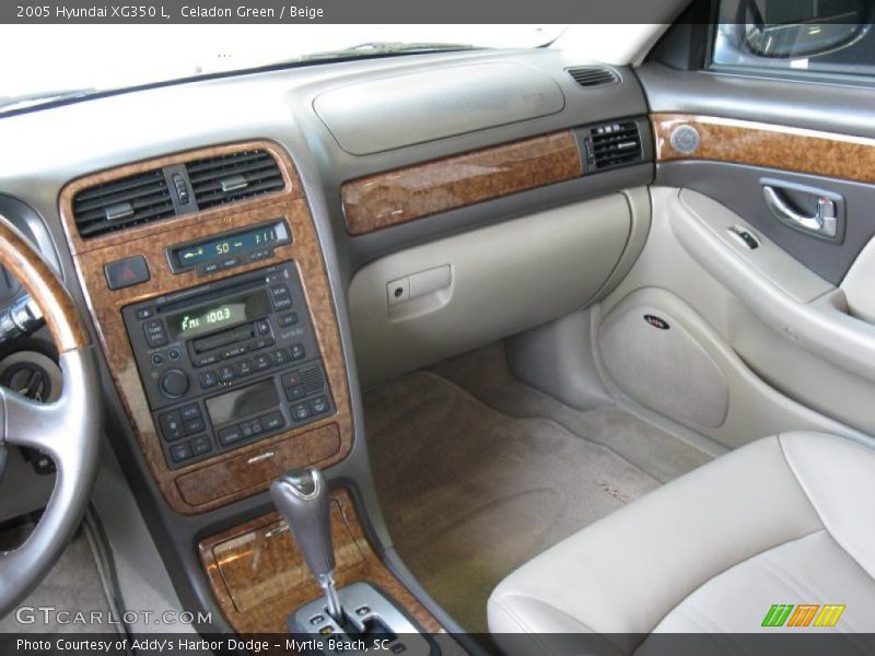 Celadon Green / Beige 2005 Hyundai XG350 L