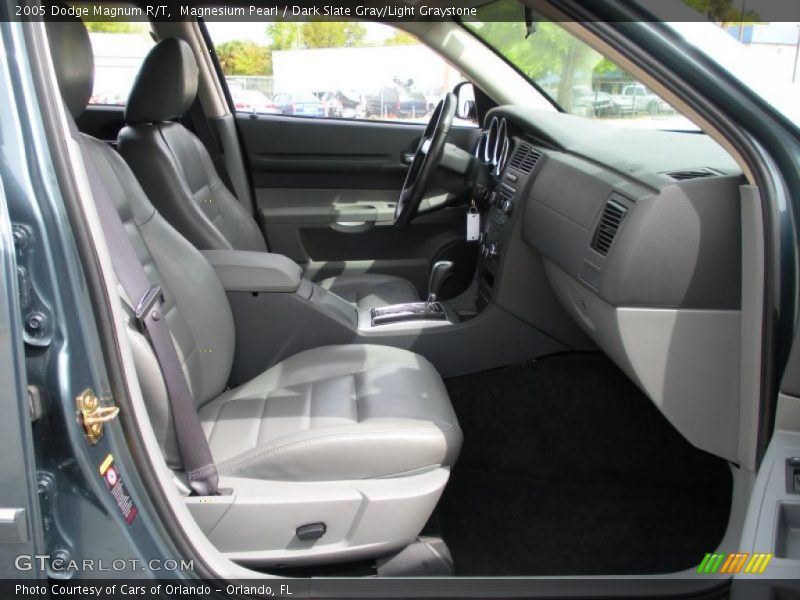 Magnesium Pearl / Dark Slate Gray/Light Graystone 2005 Dodge Magnum R/T
