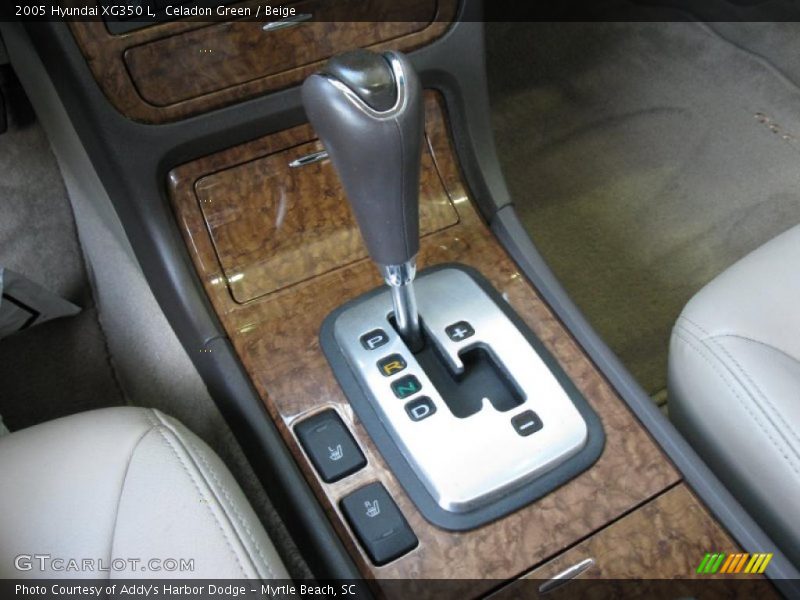 Celadon Green / Beige 2005 Hyundai XG350 L