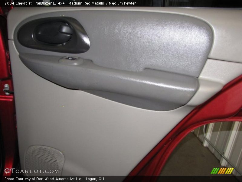 Medium Red Metallic / Medium Pewter 2004 Chevrolet TrailBlazer LS 4x4