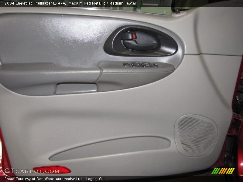 Medium Red Metallic / Medium Pewter 2004 Chevrolet TrailBlazer LS 4x4