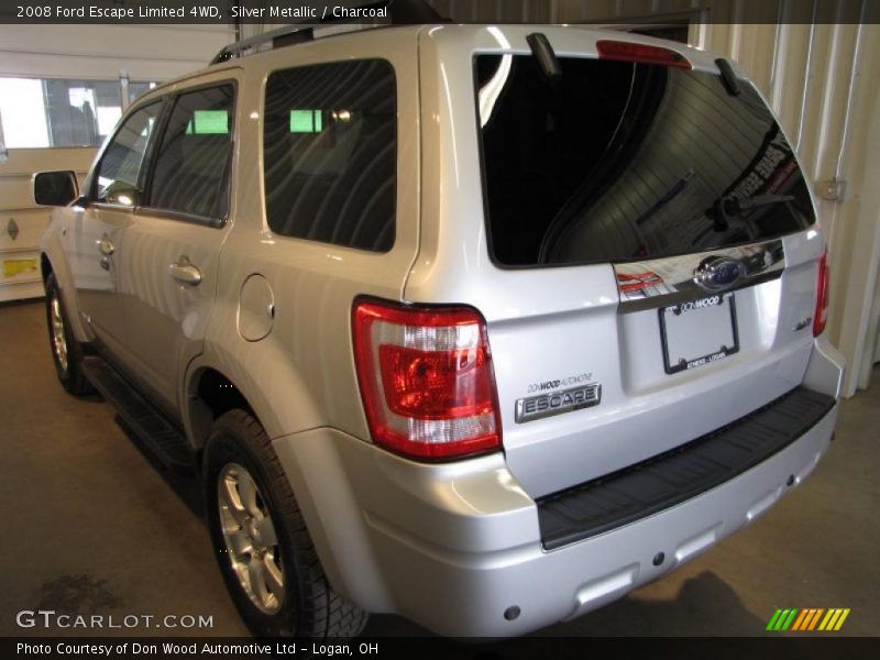 Silver Metallic / Charcoal 2008 Ford Escape Limited 4WD