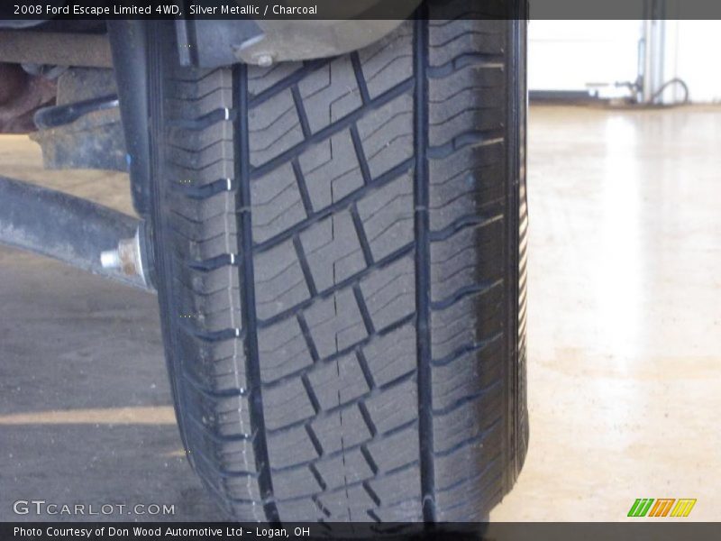 Silver Metallic / Charcoal 2008 Ford Escape Limited 4WD