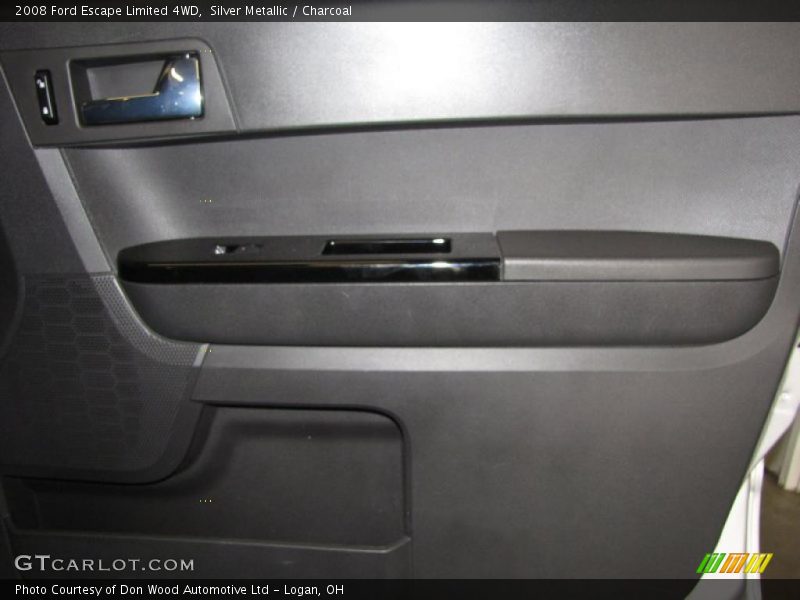 Silver Metallic / Charcoal 2008 Ford Escape Limited 4WD