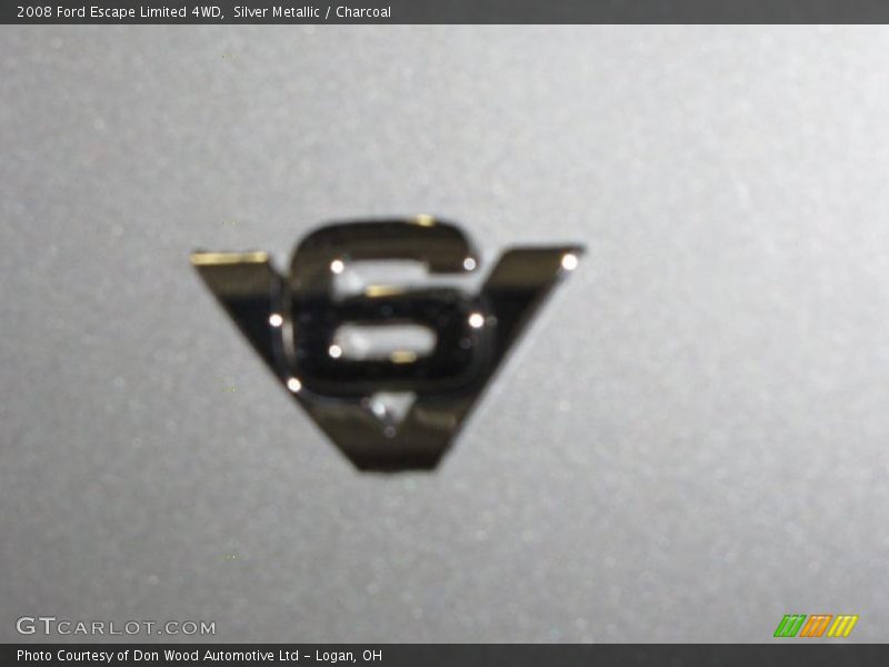 Silver Metallic / Charcoal 2008 Ford Escape Limited 4WD
