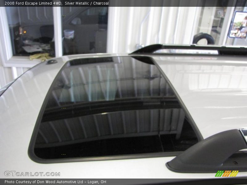 Silver Metallic / Charcoal 2008 Ford Escape Limited 4WD