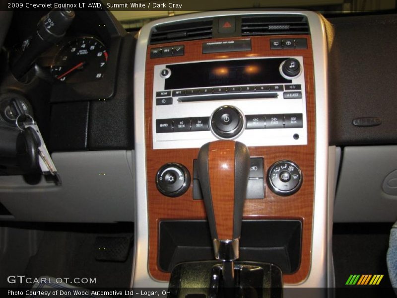 Summit White / Dark Gray 2009 Chevrolet Equinox LT AWD