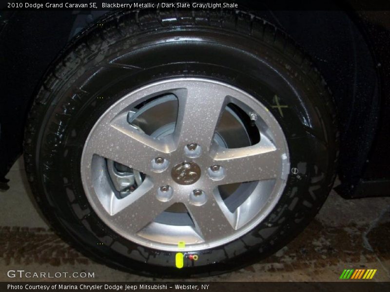 Blackberry Metallic / Dark Slate Gray/Light Shale 2010 Dodge Grand Caravan SE