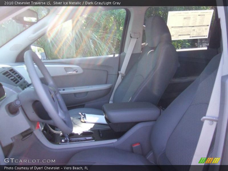 Silver Ice Metallic / Dark Gray/Light Gray 2010 Chevrolet Traverse LS