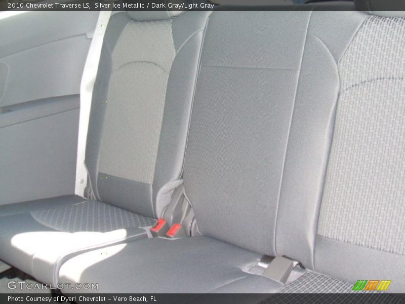 Silver Ice Metallic / Dark Gray/Light Gray 2010 Chevrolet Traverse LS