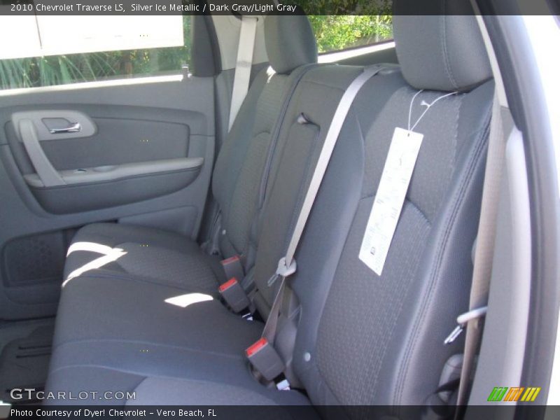 Silver Ice Metallic / Dark Gray/Light Gray 2010 Chevrolet Traverse LS