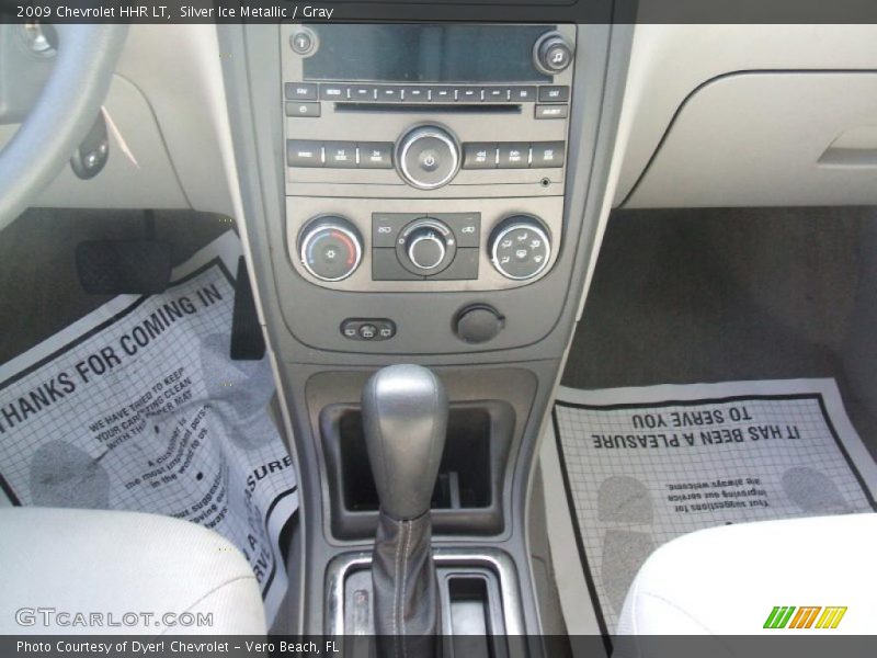Silver Ice Metallic / Gray 2009 Chevrolet HHR LT
