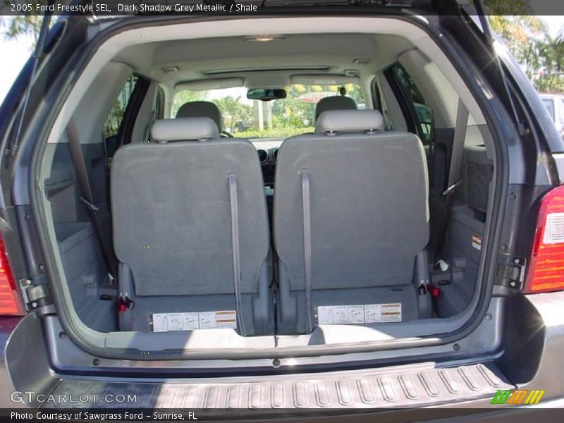 Dark Shadow Grey Metallic / Shale 2005 Ford Freestyle SEL