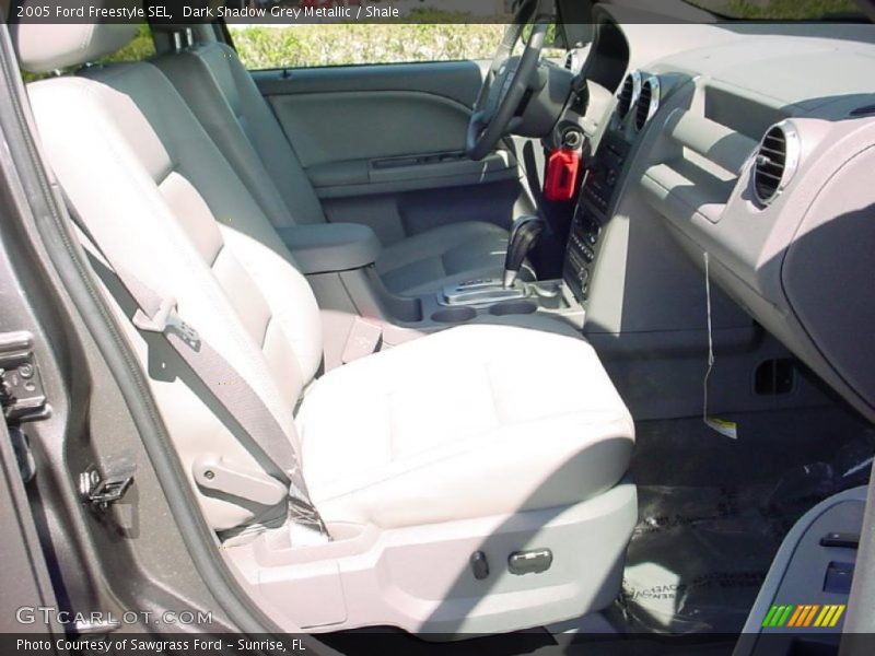 Dark Shadow Grey Metallic / Shale 2005 Ford Freestyle SEL