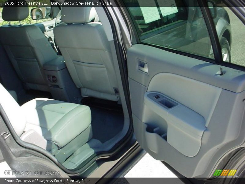 Dark Shadow Grey Metallic / Shale 2005 Ford Freestyle SEL