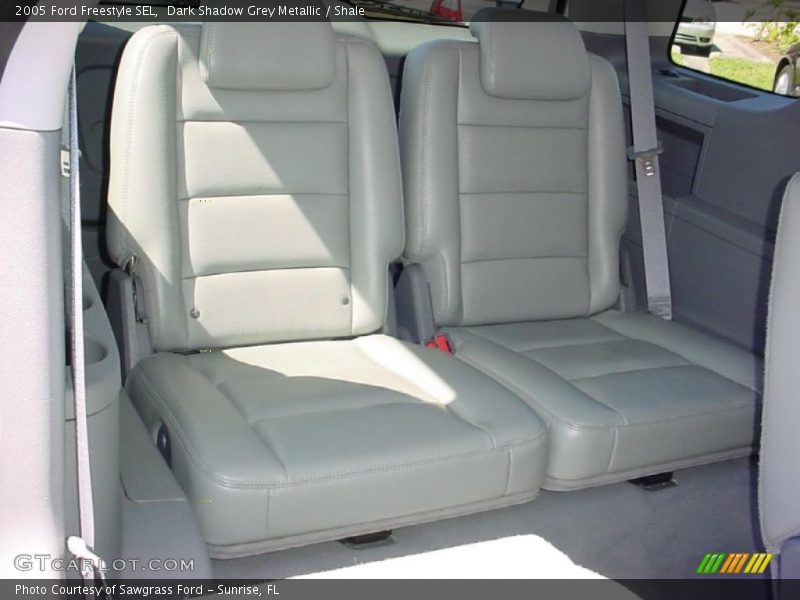 Dark Shadow Grey Metallic / Shale 2005 Ford Freestyle SEL