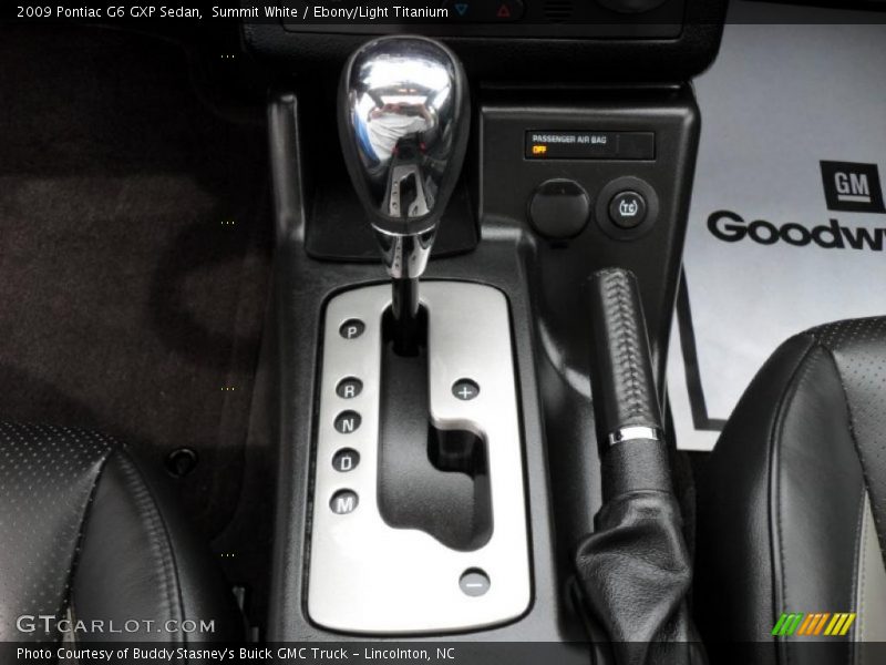 Summit White / Ebony/Light Titanium 2009 Pontiac G6 GXP Sedan