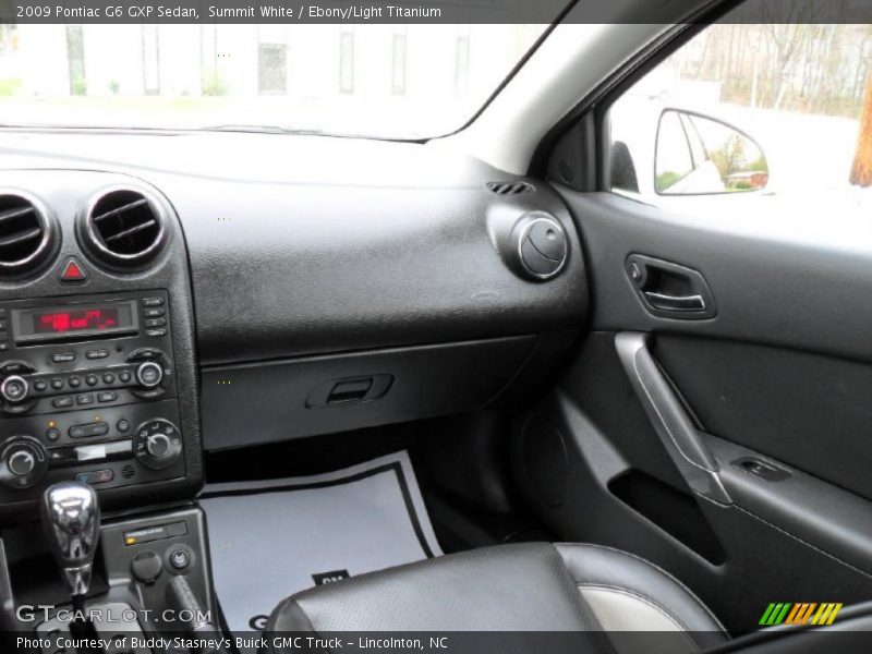 Summit White / Ebony/Light Titanium 2009 Pontiac G6 GXP Sedan