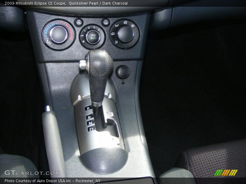 Quicksilver Pearl / Dark Charcoal 2009 Mitsubishi Eclipse GS Coupe
