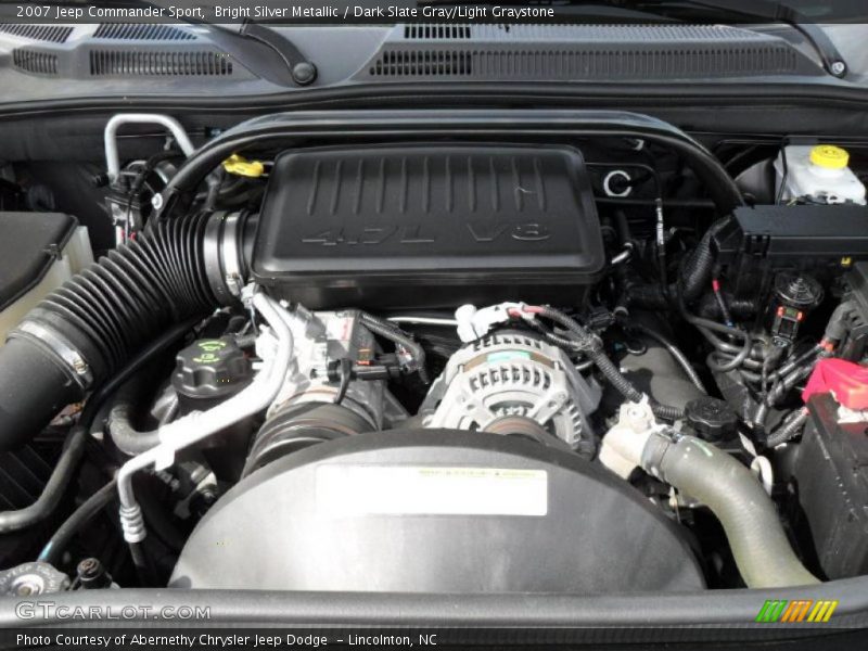 Bright Silver Metallic / Dark Slate Gray/Light Graystone 2007 Jeep Commander Sport