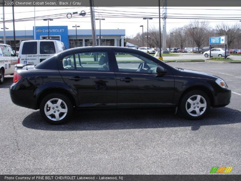 Black / Gray 2005 Chevrolet Cobalt Sedan