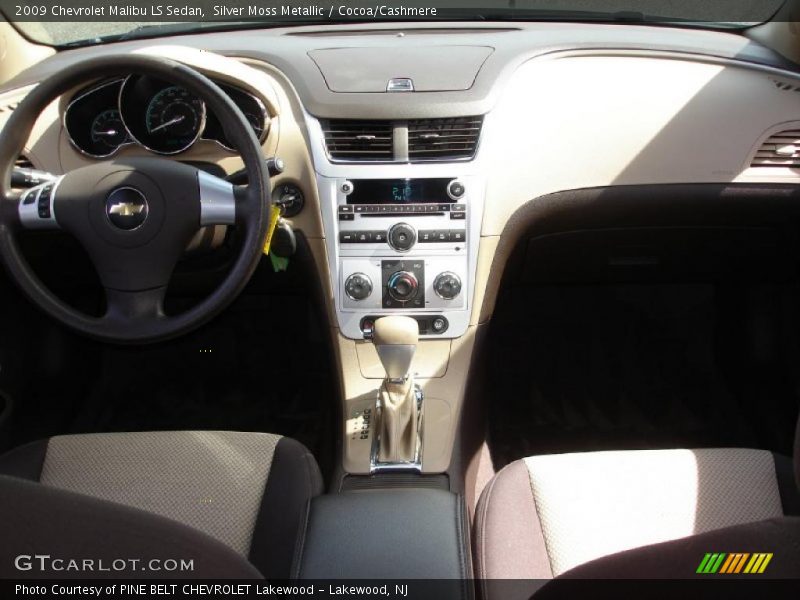 Silver Moss Metallic / Cocoa/Cashmere 2009 Chevrolet Malibu LS Sedan