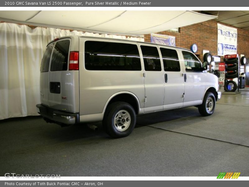 Pure Silver Metallic / Medium Pewter 2010 GMC Savana Van LS 2500 Passenger
