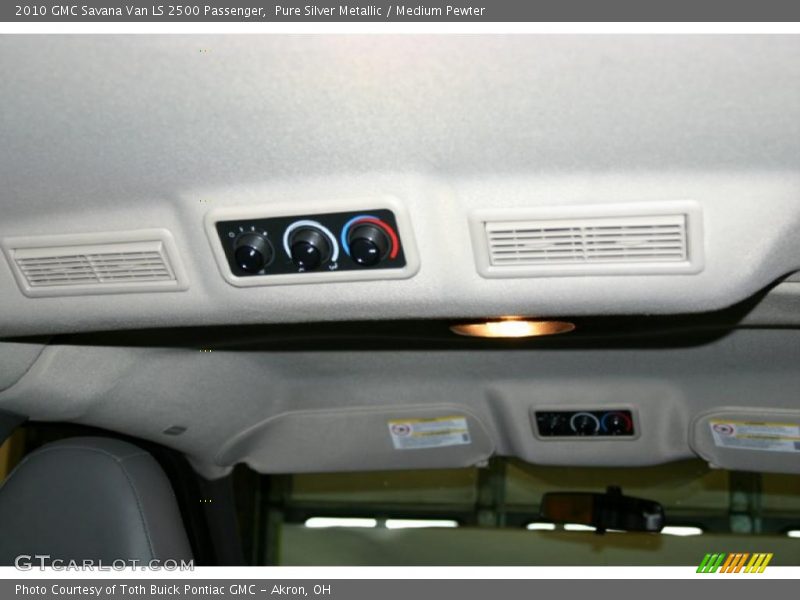 Pure Silver Metallic / Medium Pewter 2010 GMC Savana Van LS 2500 Passenger