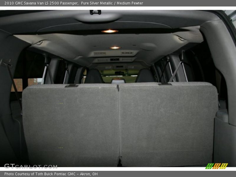 Pure Silver Metallic / Medium Pewter 2010 GMC Savana Van LS 2500 Passenger