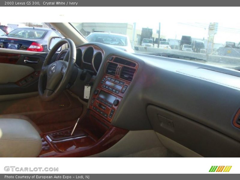 Crystal White / Ivory 2003 Lexus GS 300