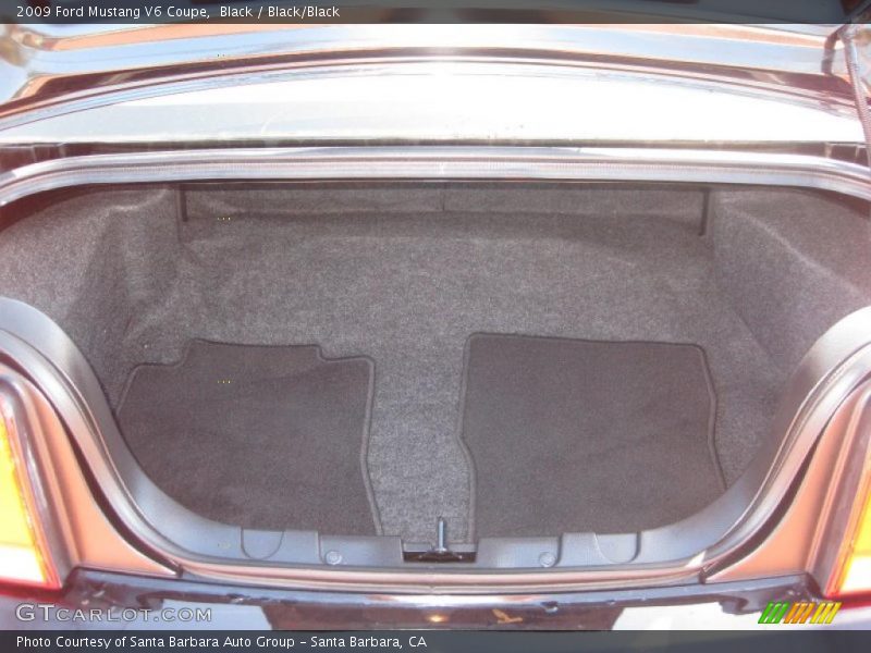 Black / Black/Black 2009 Ford Mustang V6 Coupe