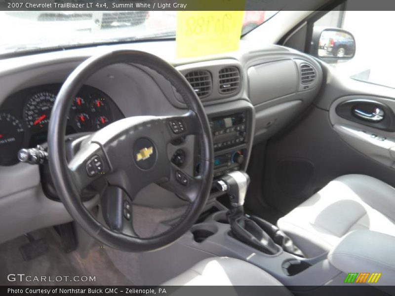 Summit White / Light Gray 2007 Chevrolet TrailBlazer LT 4x4