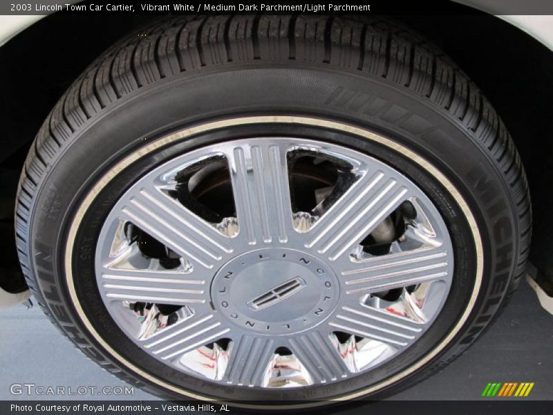 Vibrant White / Medium Dark Parchment/Light Parchment 2003 Lincoln Town Car Cartier