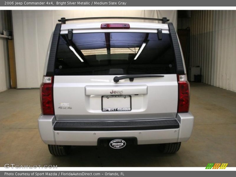 Bright Silver Metallic / Medium Slate Gray 2006 Jeep Commander 4x4