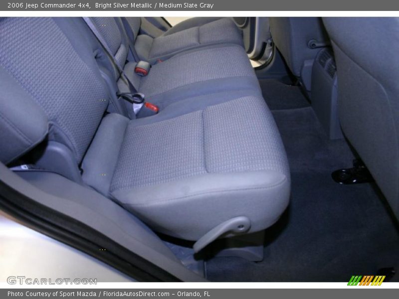 Bright Silver Metallic / Medium Slate Gray 2006 Jeep Commander 4x4