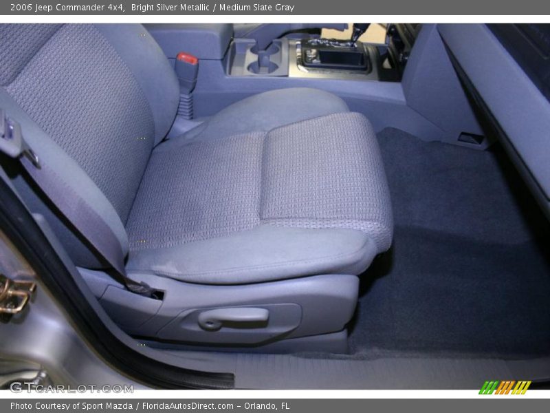 Bright Silver Metallic / Medium Slate Gray 2006 Jeep Commander 4x4