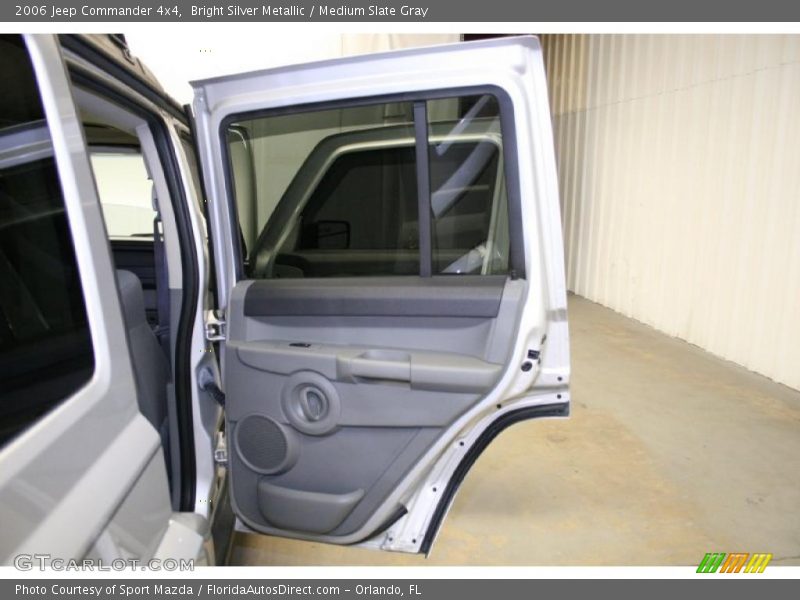 Bright Silver Metallic / Medium Slate Gray 2006 Jeep Commander 4x4
