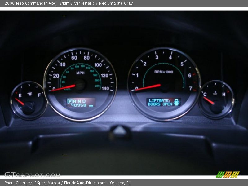 Bright Silver Metallic / Medium Slate Gray 2006 Jeep Commander 4x4