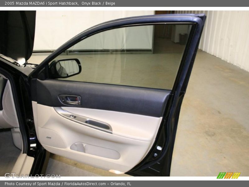 Onyx Black / Beige 2005 Mazda MAZDA6 i Sport Hatchback