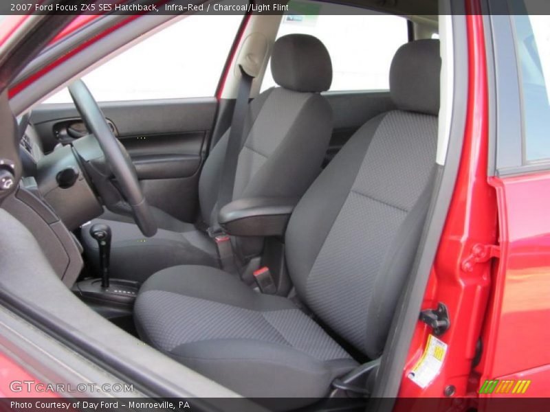 Infra-Red / Charcoal/Light Flint 2007 Ford Focus ZX5 SES Hatchback
