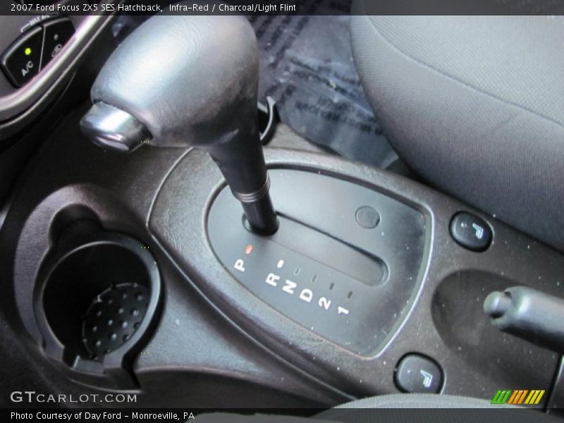Infra-Red / Charcoal/Light Flint 2007 Ford Focus ZX5 SES Hatchback